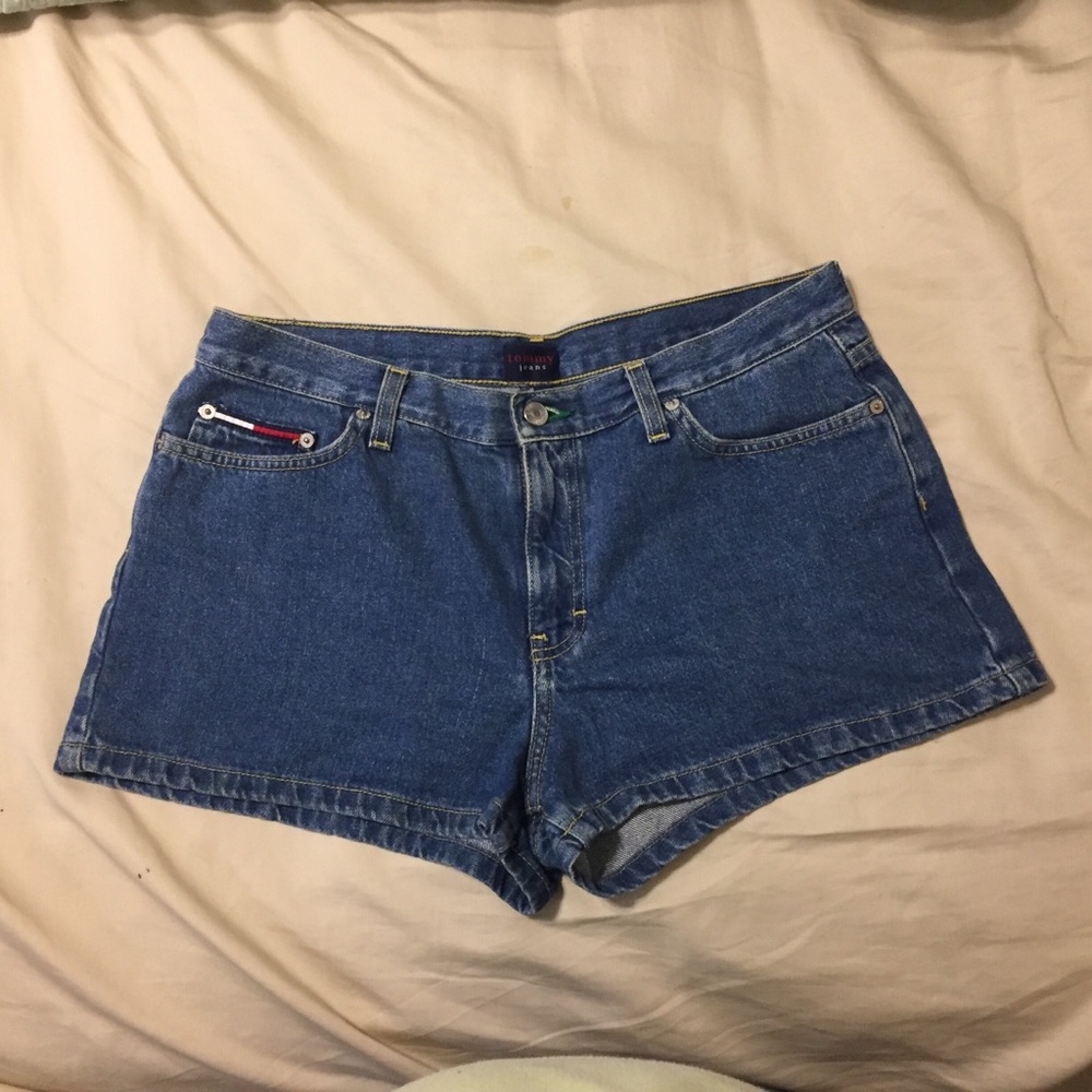 🦋 BOGO tommy hilfigure shorts